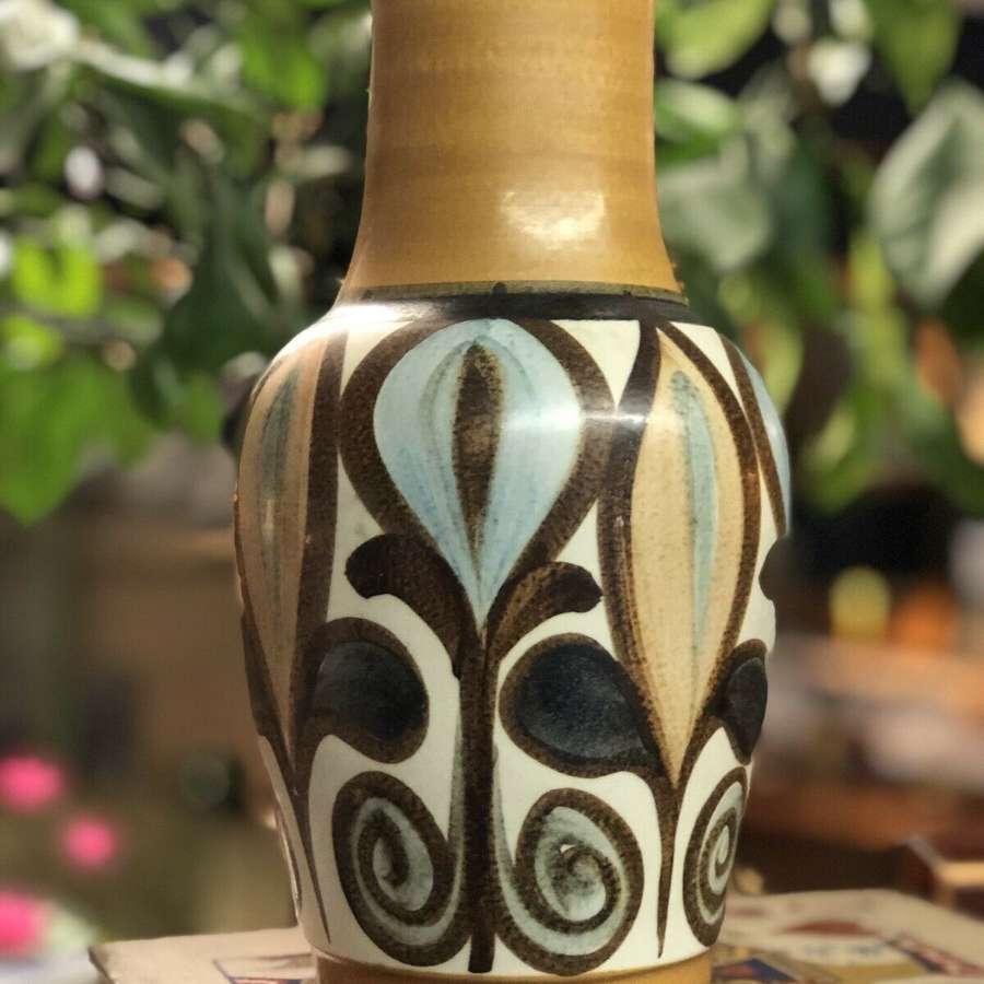 Langley Pottery Vase Soraya Glyn College