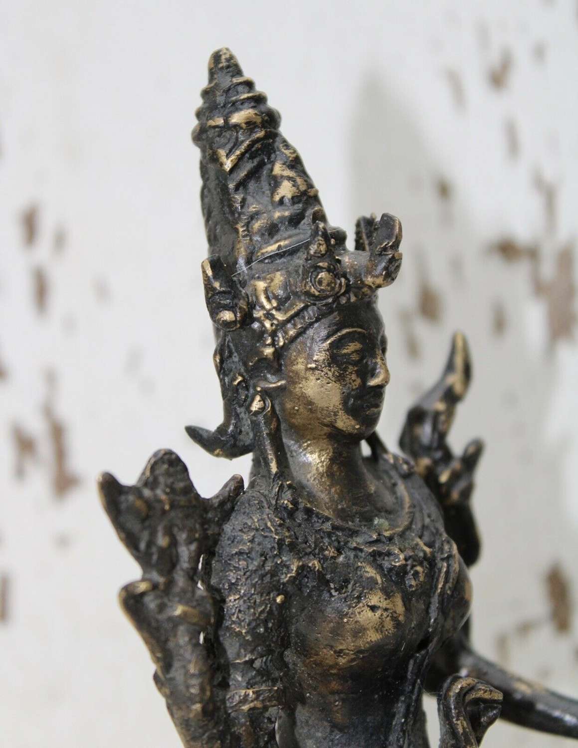 Antique bronze buddha