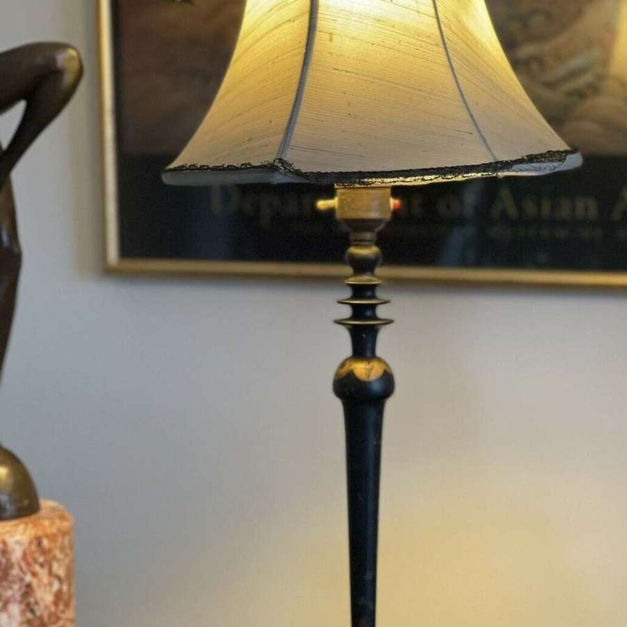 Antique Chinoiserie table lamp circa 1920.