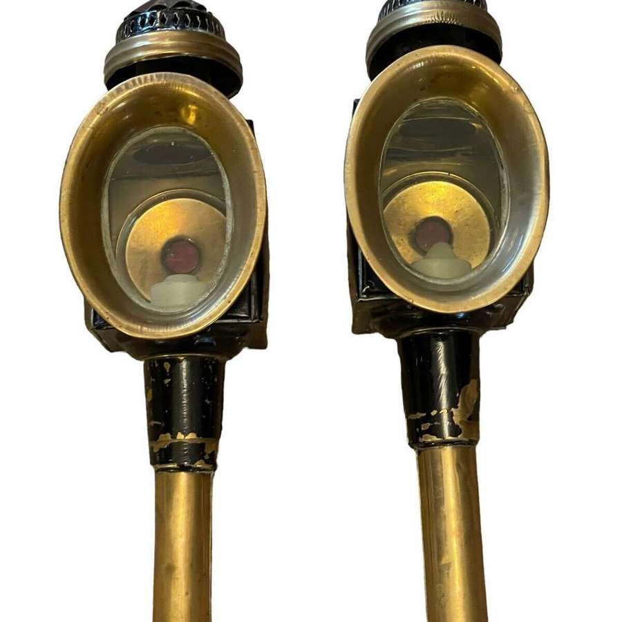 A pair of 19th Century carriage lamps