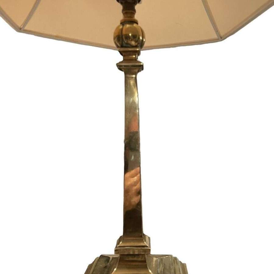 Continental brass table lamp