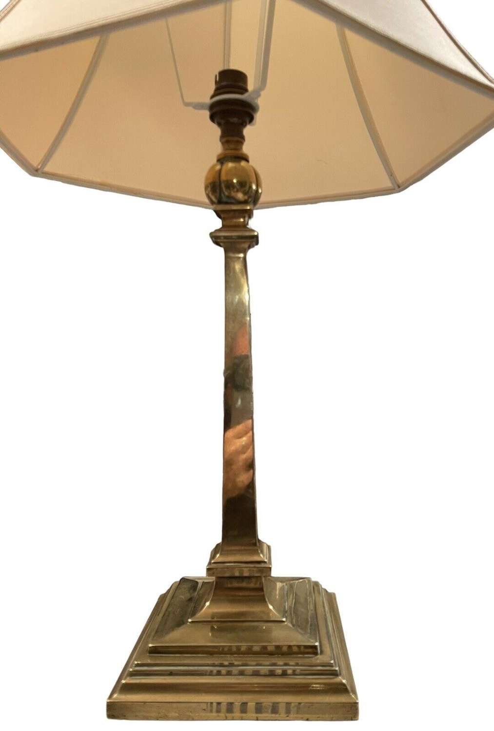 Continental brass table lamp