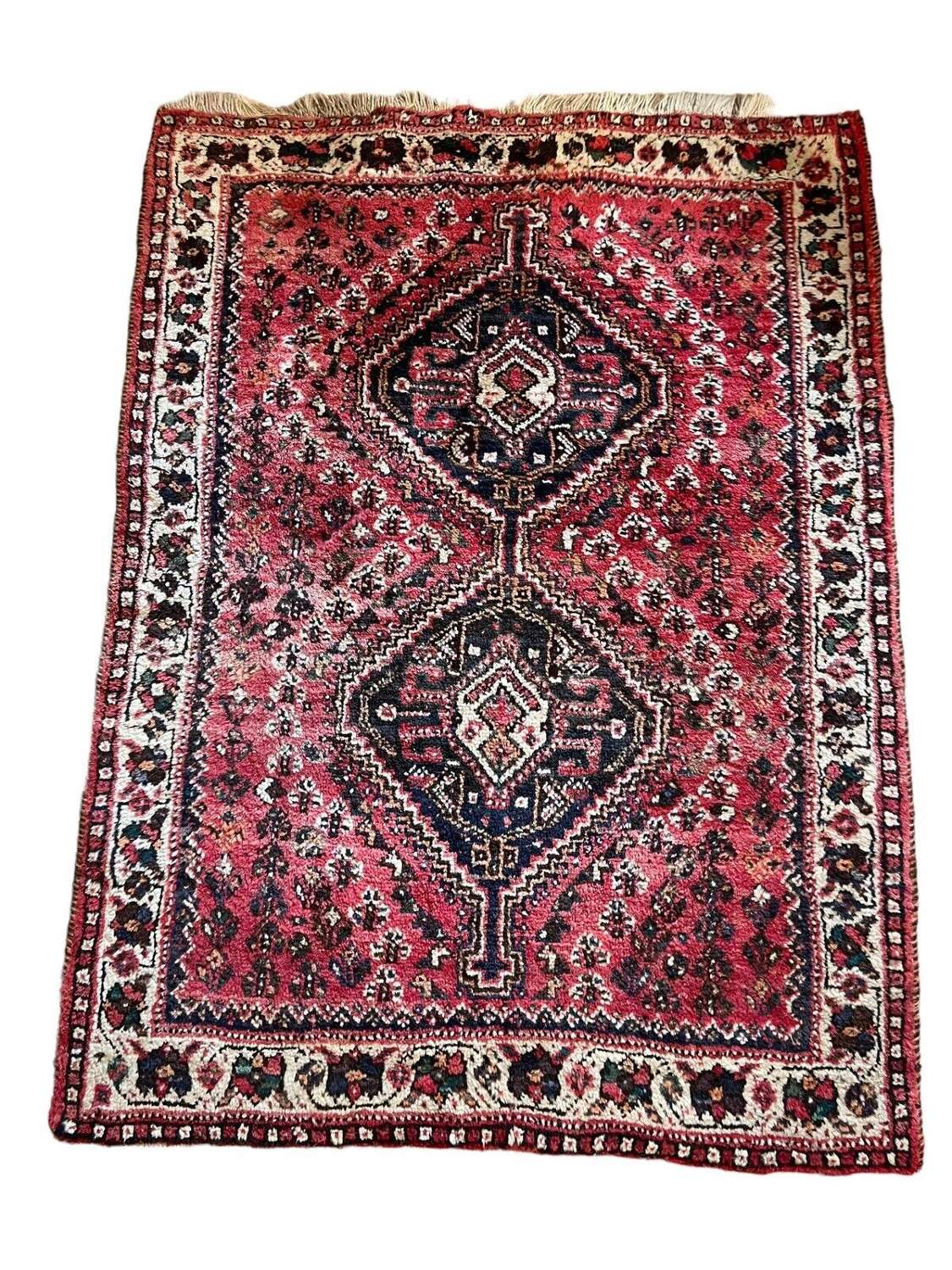 Vintage Persian Shiraz rug 152 cm x 110 cm