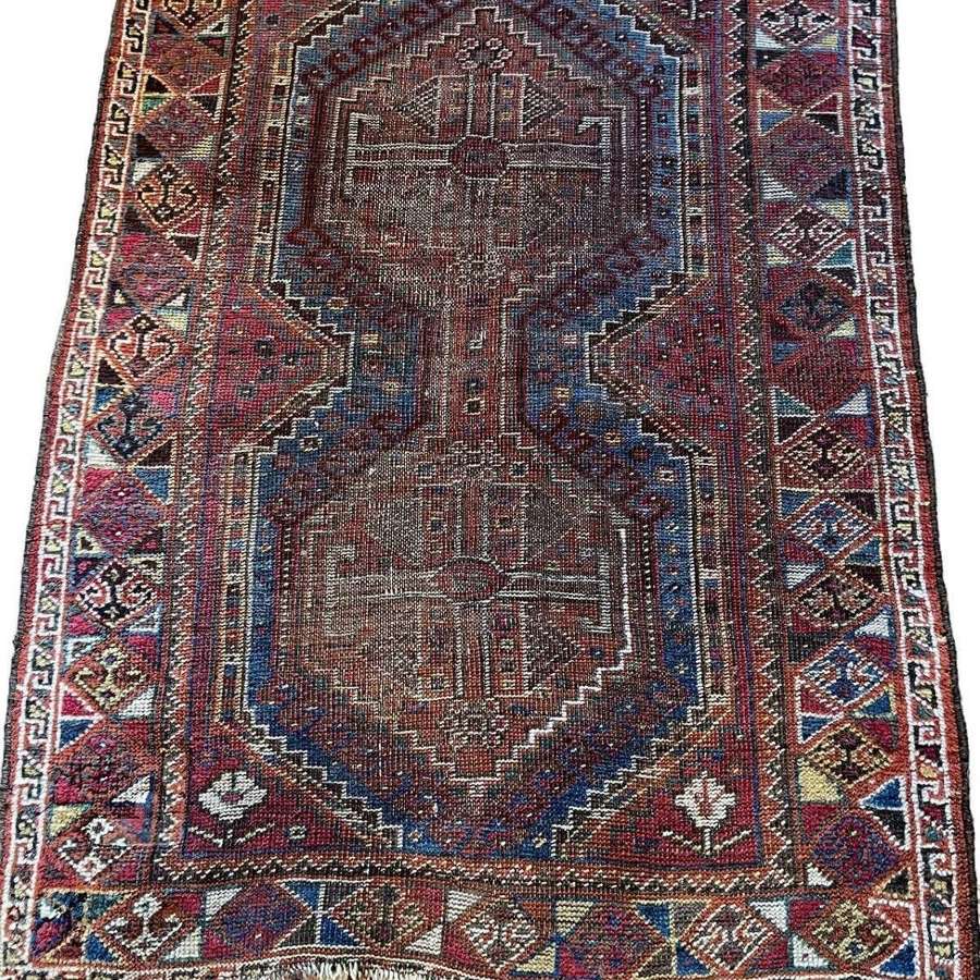 Antique Persian Shiraz rug circa 1900 116cm x 84cm