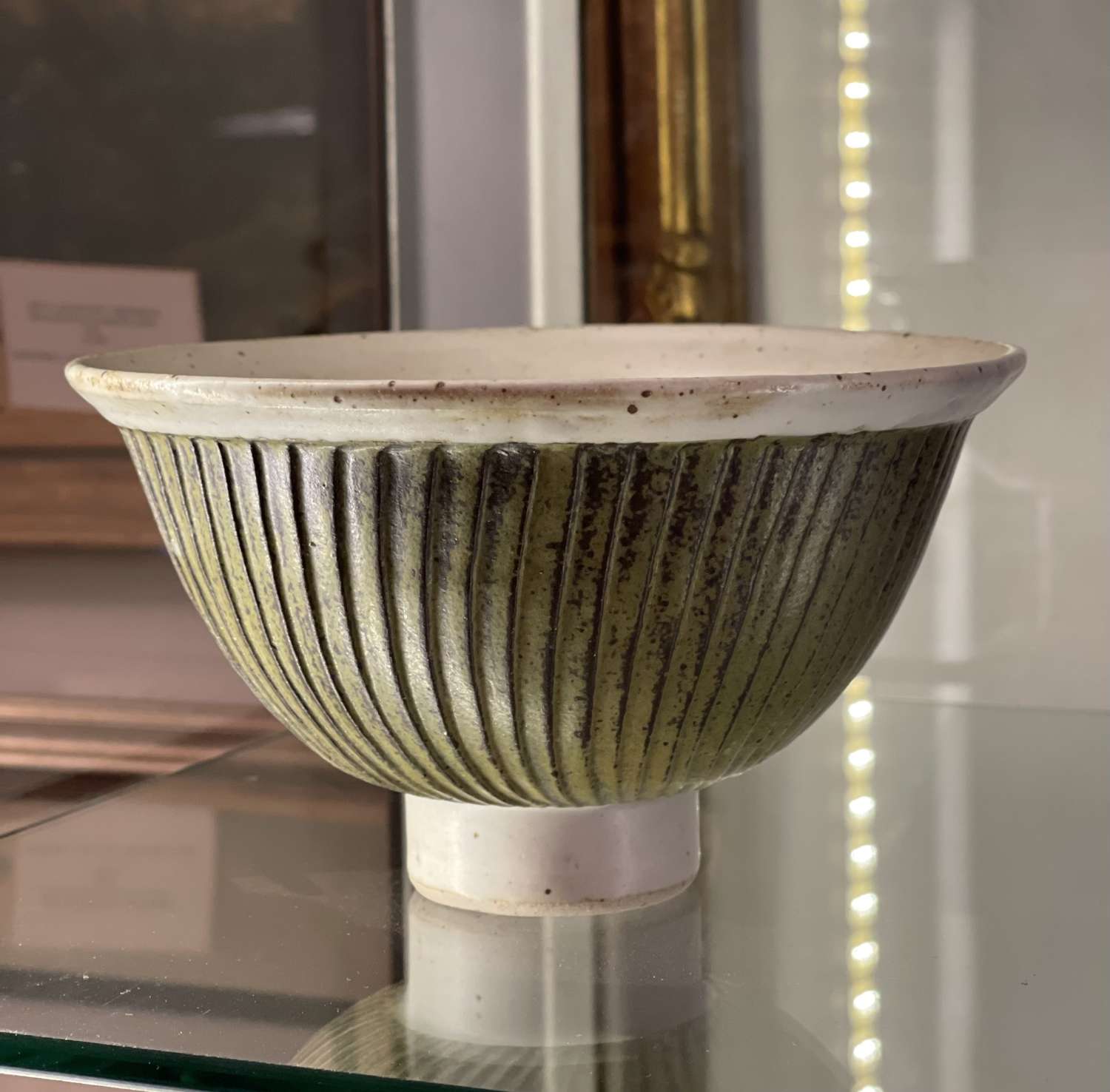Bridgette Spacey studio pottery porcelian bowl