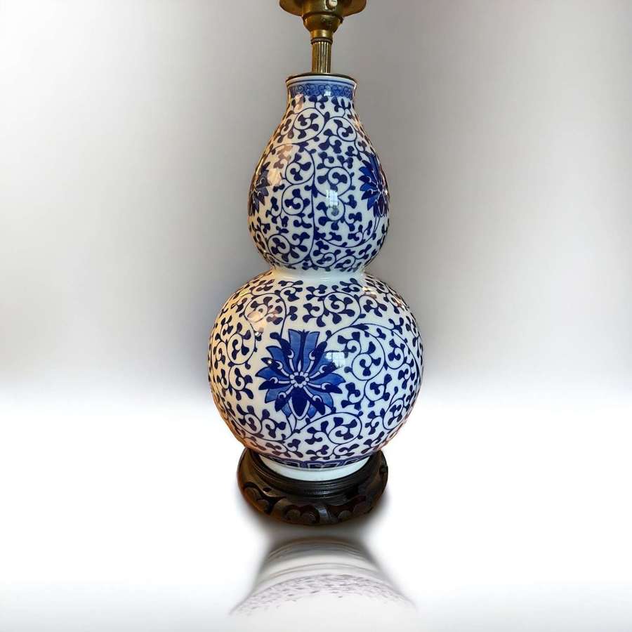 Vintage Chinese Double Gourd blue and white lamp base