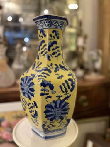 Vintage Chinese export hexagonal yellow ground vase