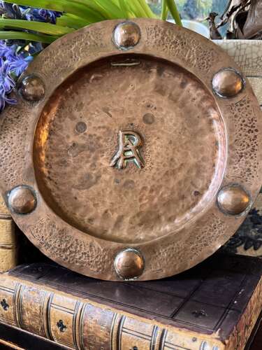 Vintage Arts & Crafts Hammered Copper Wall Plate AR