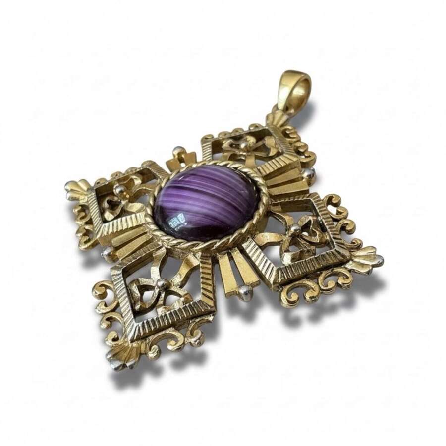 Vintage Exquisite Gold Tone Maltese Cross Pendant Purple Banded Glass