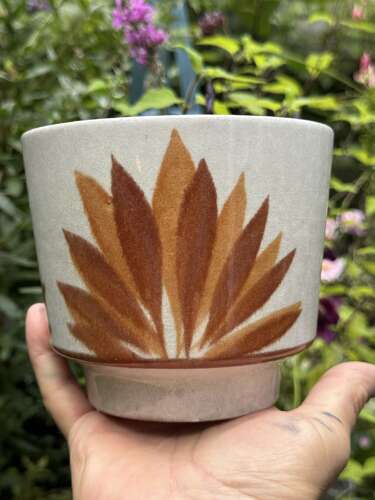 Vintage West German Ceramic Planter – Mid-Century Leaf Design – 1960s