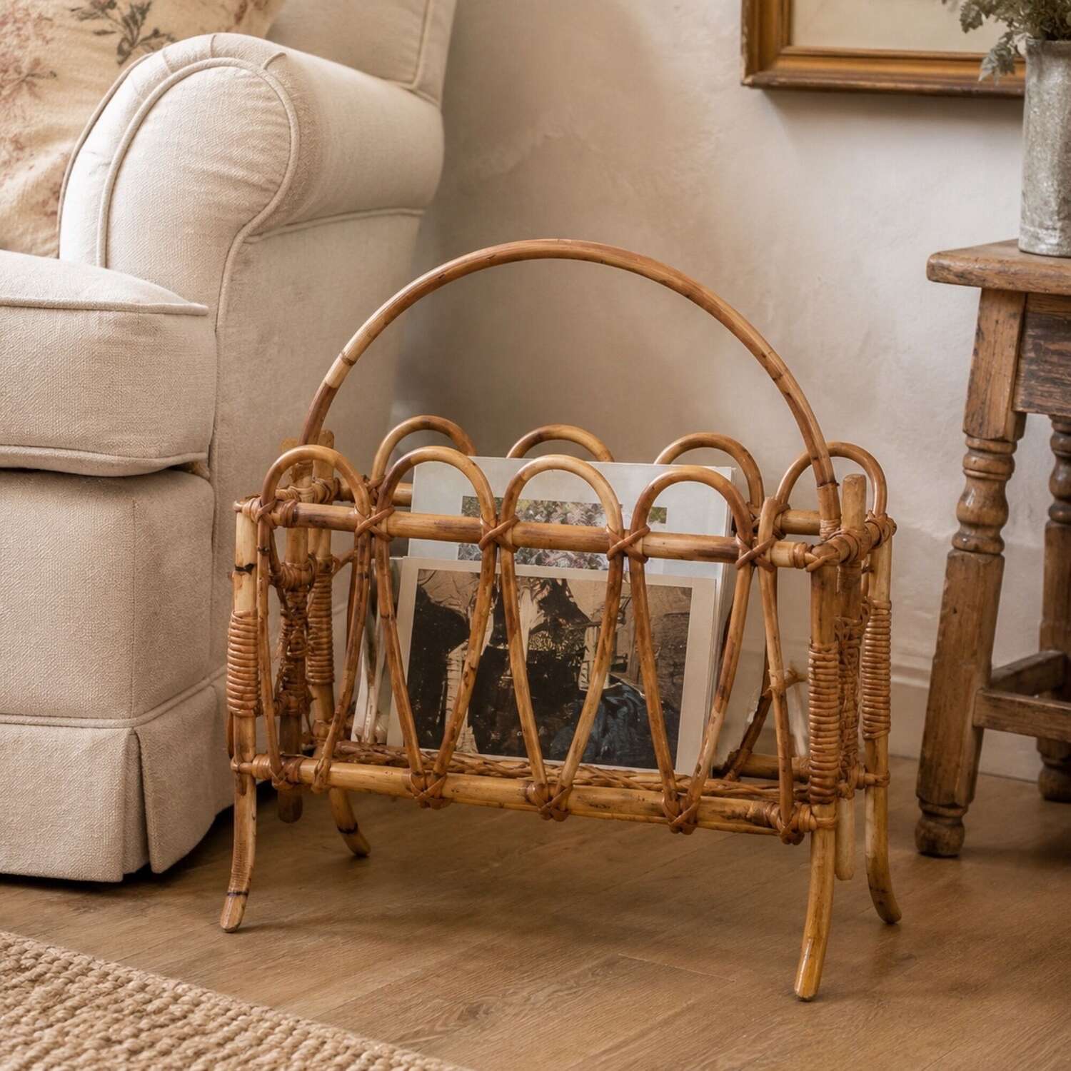 Vintage mid 20th Century magazine rack